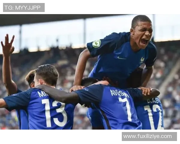 2017年中国U22青年队与日本U20队精彩对决回顾与分析